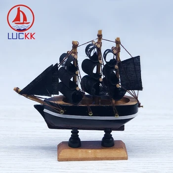 LUCKK 10 CM Mini Lesene Črne Pirati Model Ladje, Jadranje Otrok Igrače Brithday Stranka Torto Dodatki Marine Miniaturni Lesa Obrti
