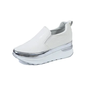 Loafers Žensk 2020 Nove Jesensko-Zimske Modne Platforme Debel-Soled Priložnostne Beli Čevlji Skate Čevlji, Superge Velikosti