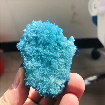 100-200 g modre barve Quartz CrystalTitanium Bizmut Silicij Gruče Mavrica
