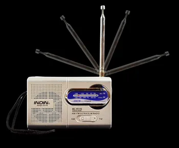 Prenosni starih retro kazalec tipa priročnik FM radio srednje val kratki val full band radijska BC-R119