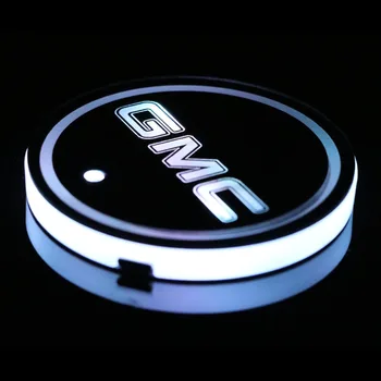 2X Avto Logotip Svetlobe LED Skodelico Imetnika Pijačo, Anti Slip Za Mustang GMC Logotip Svetlobna Železnica Dodatki