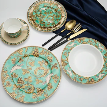 Visoko kakovostne kosti kitajske večerja plošča Keramična namizna nastavite zrezek, solata plošče Sladico Plošče krožnik zlata ptica classic series