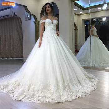 Luksuzni Beli Poročni Obleki Čipke Appliqued Beaded Biseri Žogo Obleke Poročne Obleke Off Ramenski Arabski 2020 Vestido De Noiva