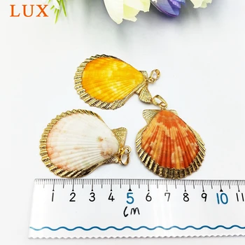 Naravni lupini obesek fan oblikovan morja lupine čarobne gumbe za ogrlico, zaradi česar zlato barvo prevlečeni obesek
