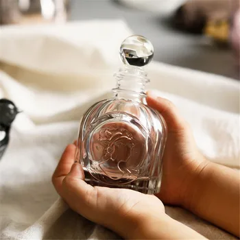 100 ml Mini Kozarcu francoski Dekle Reliefni Zaprti Parfum Shranjevanje Steklenice Aromaterapija Pribor za Shranjevanje Steklenice Tabela Organizator